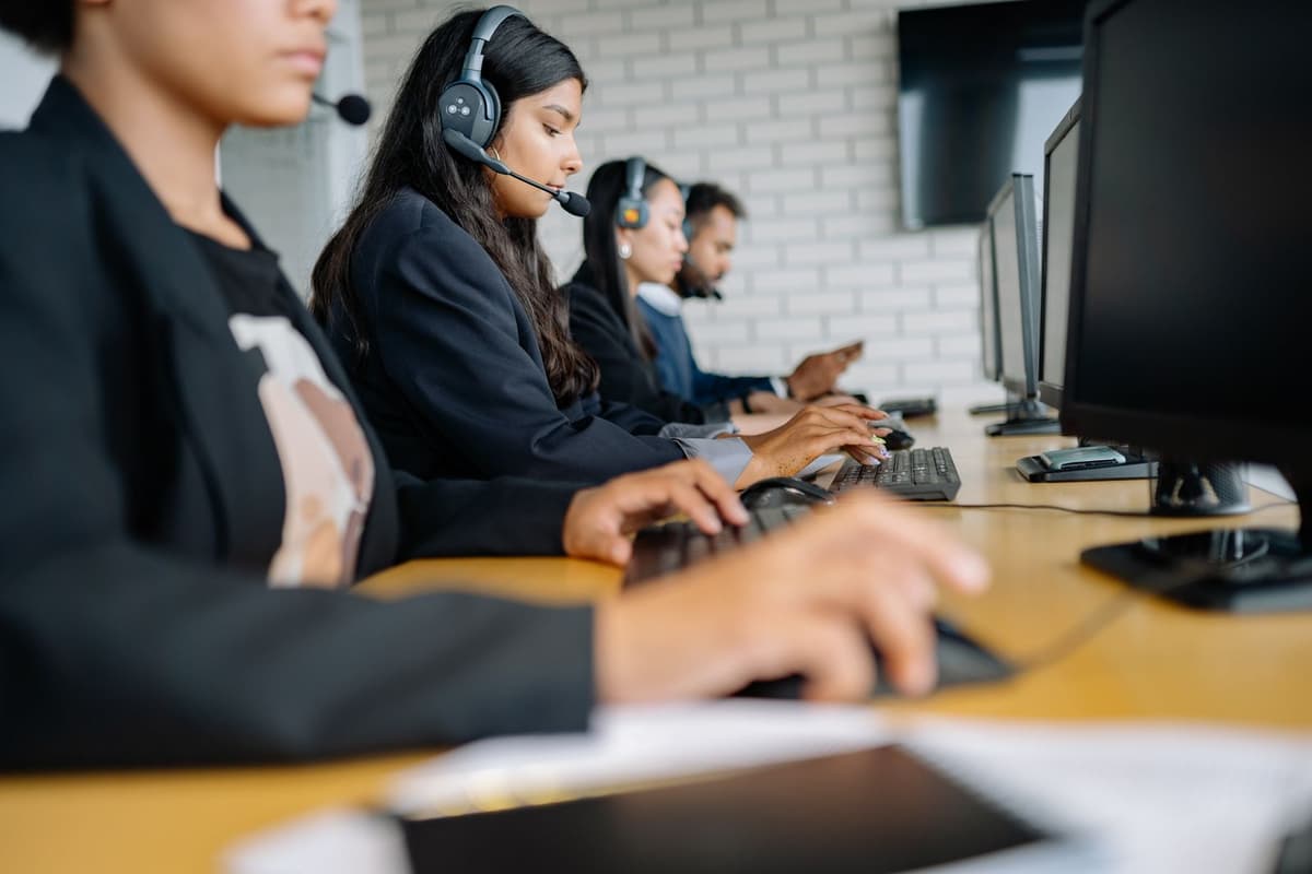 In-House Help Desk or Outsourced? A Cost Comparison That Holds Up